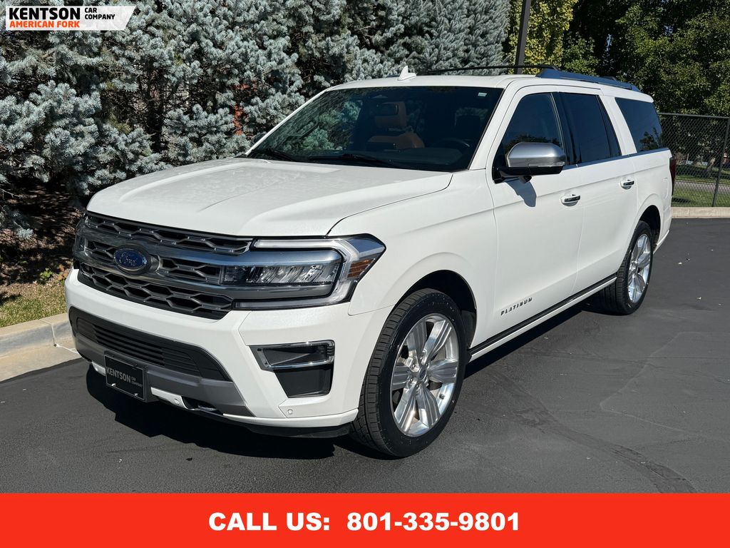 2023 Ford Expedition MAX Platinum photo 3