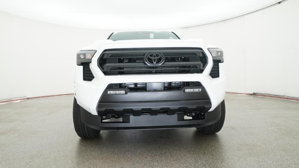 2025 Toyota Tacoma SR5 4x4 Double Cab photo 3
