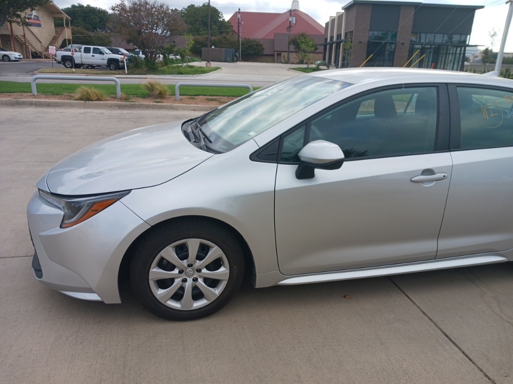 Used 2023 Toyota Corolla LE with VIN 5YFB4MDE3PP024268 for sale in Northfield, Minnesota