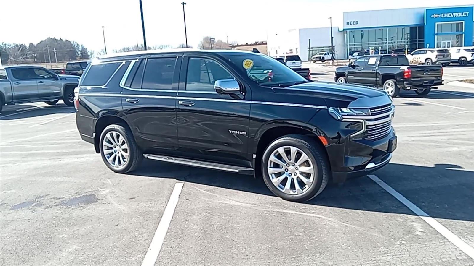 Used 2021 Chevrolet Tahoe Premier with VIN 1GNSKSKDXMR113980 for sale in Kansas City