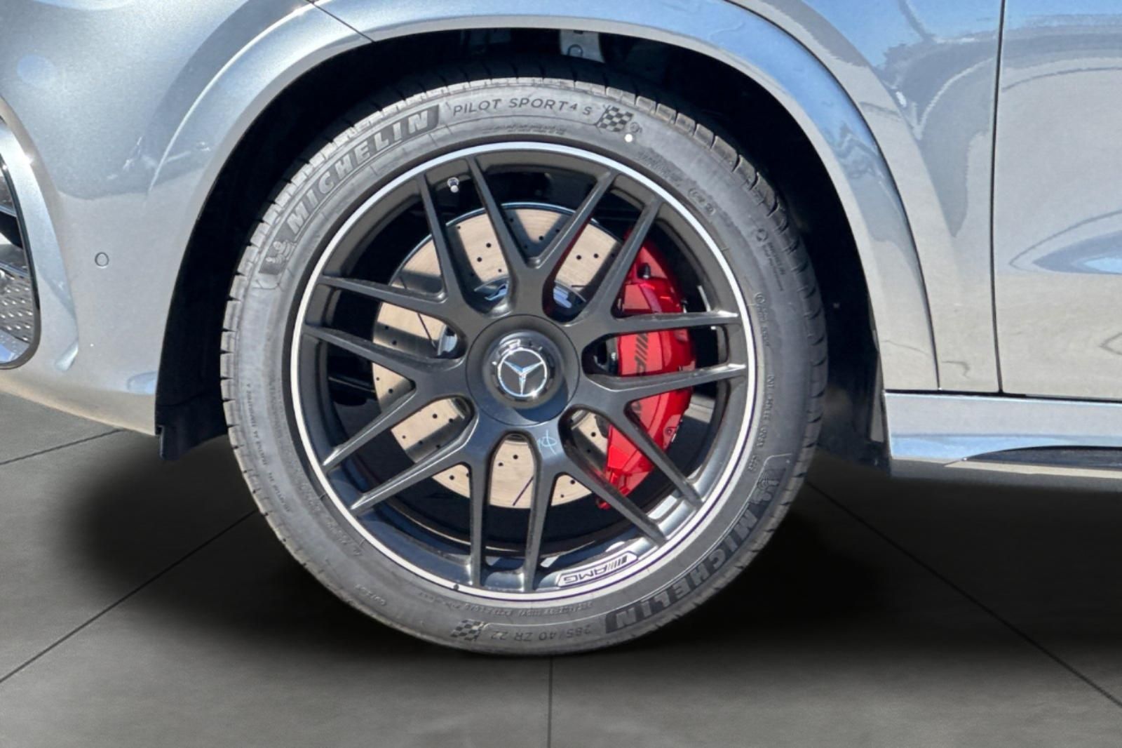 2026 Mercedes Benz GLE 63 S AMG 4MATIC photo 2