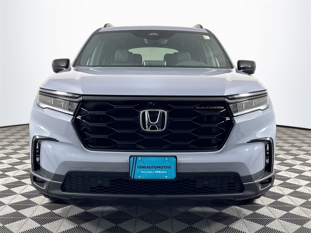 2025 Honda Pilot Black Edition photo 3