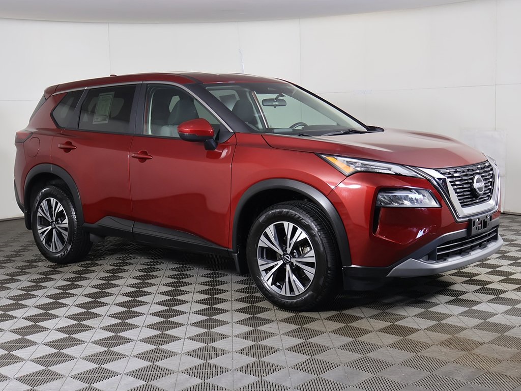 2022 Nissan Rogue SV photo 2