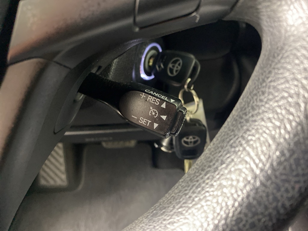 2016 Toyota Camry LE photo 18