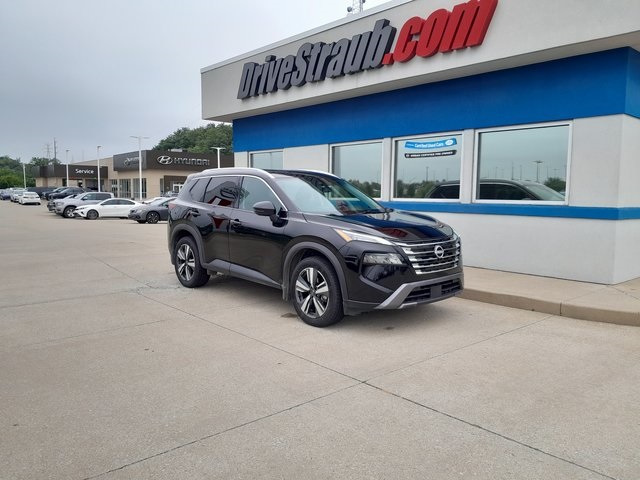 2024 Nissan Rogue SL photo 2