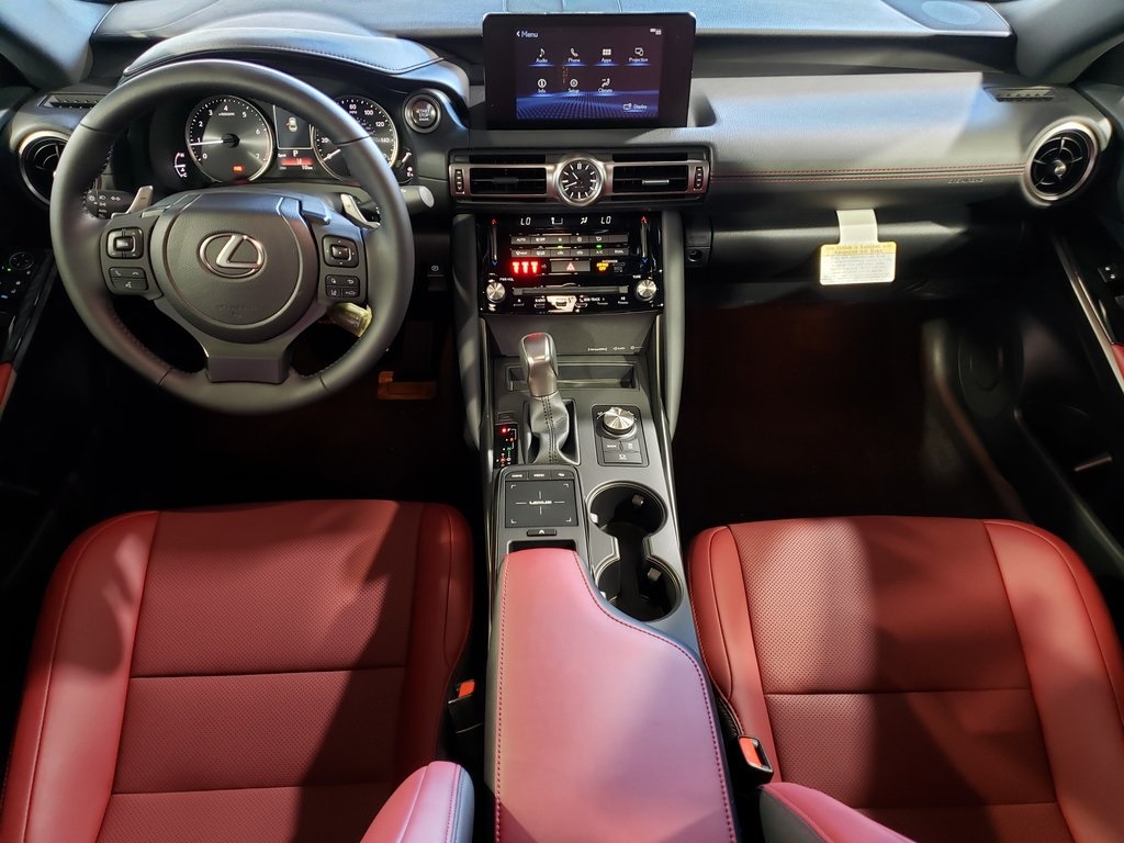 2025 Lexus IS 300 photo 28
