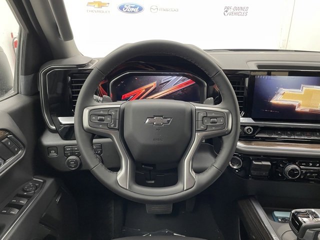 2025 Chevrolet Silverado 1500 RST photo 5
