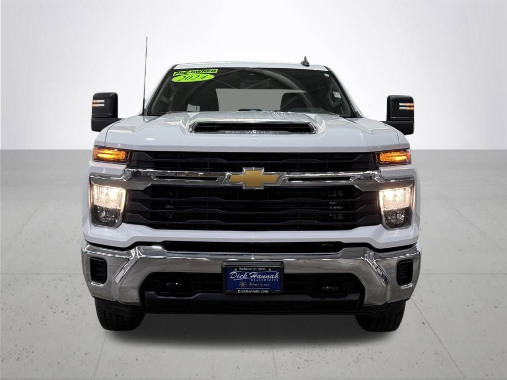 2024 Chevrolet Silverado 2500HD LT photo 3