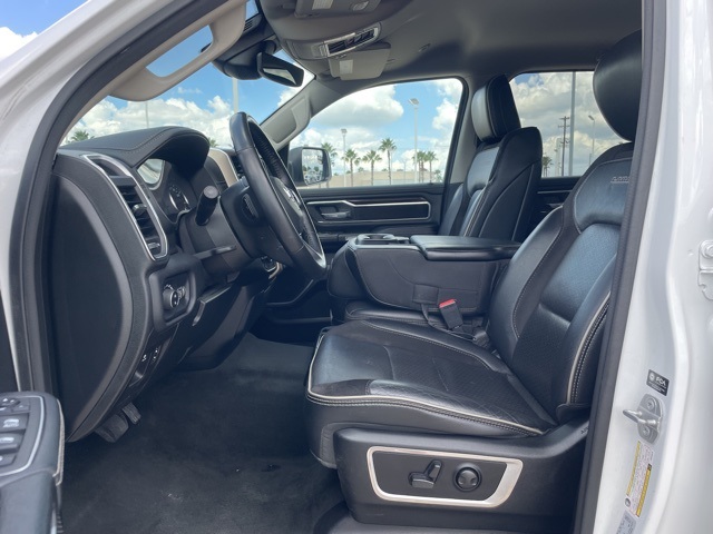 2022 Ram 1500 Laramie photo 3