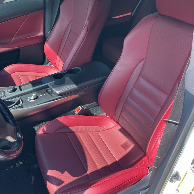 2020 Lexus IS 300 F SPORT photo 9