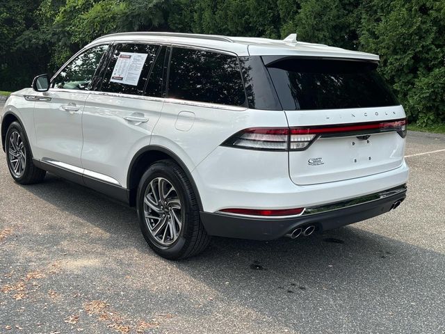 2022 Lincoln Aviator Standard photo 27