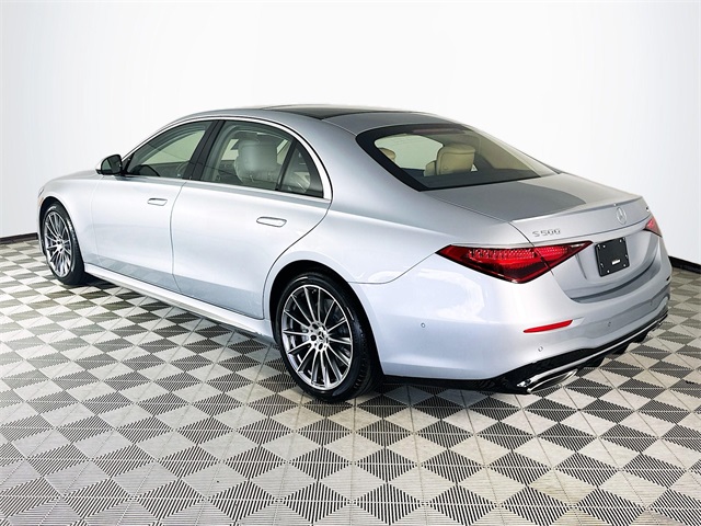 2026 Mercedes Benz S 500 4MATIC photo 5