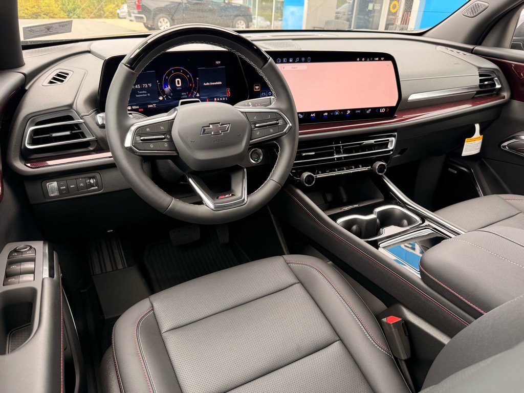 2026 Chevrolet Traverse Z71 photo 4