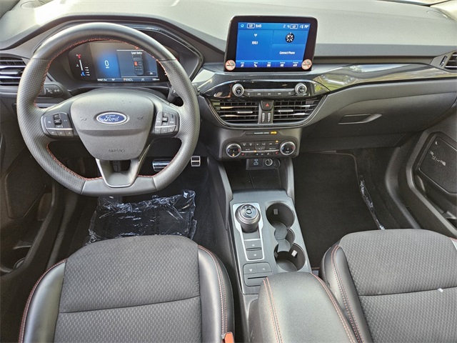 2023 Ford Escape ST-Line photo 2