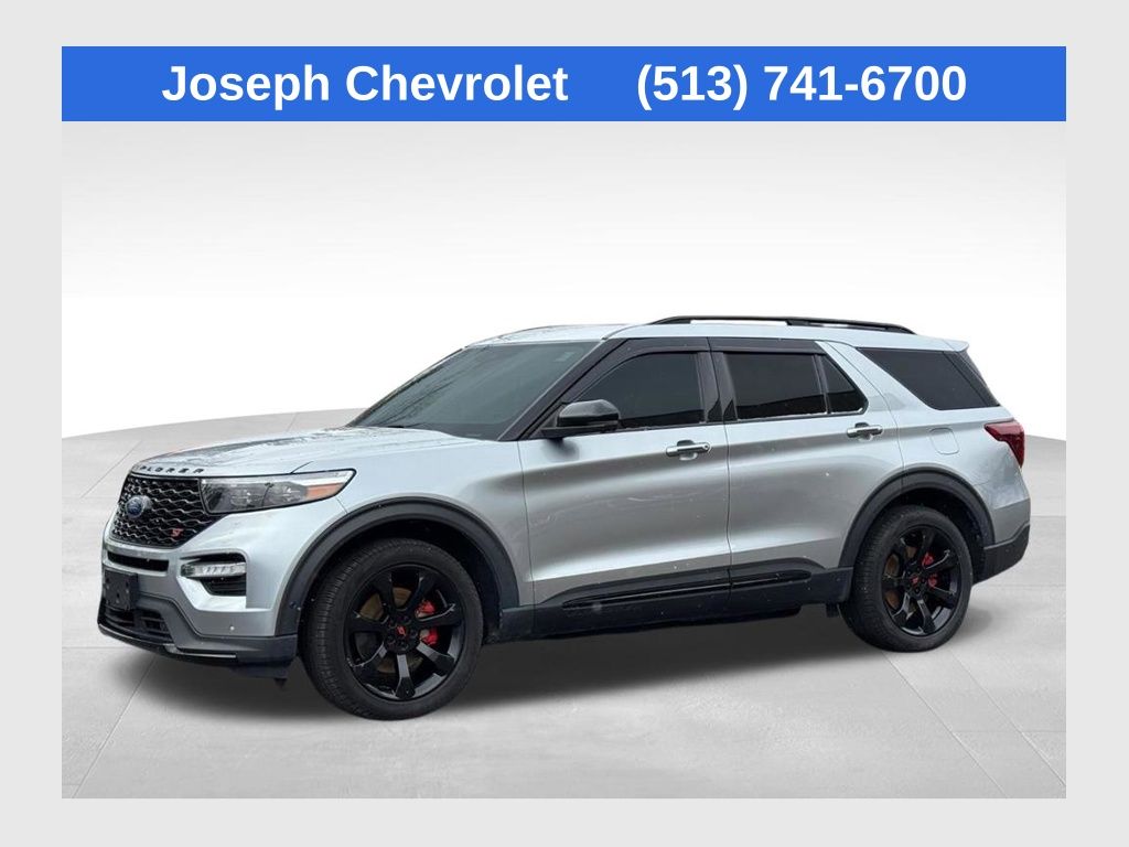 2020 Ford Explorer ST's photo