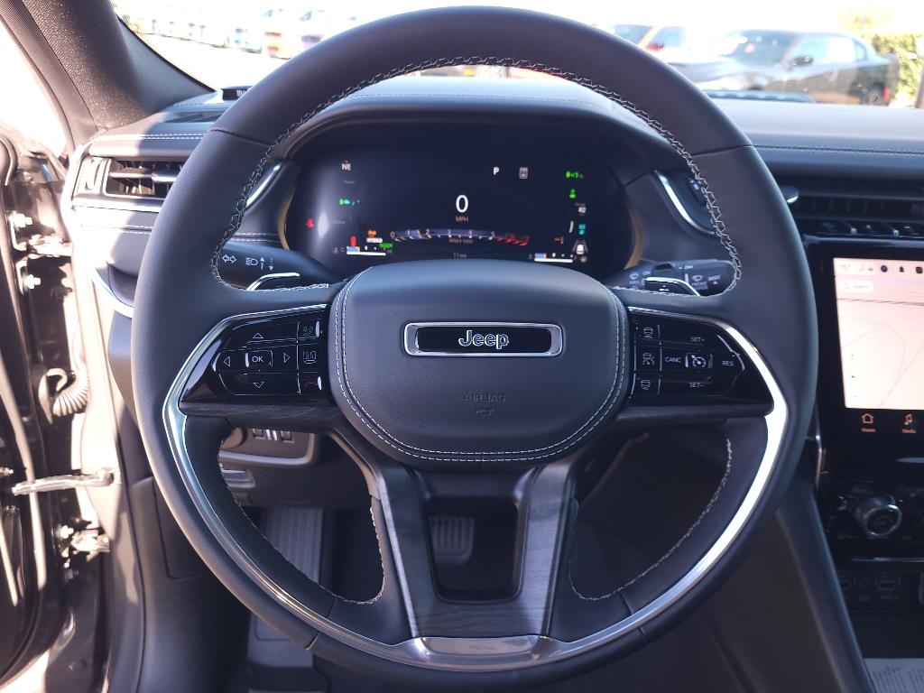 2024 Jeep Cherokee Overland photo 14