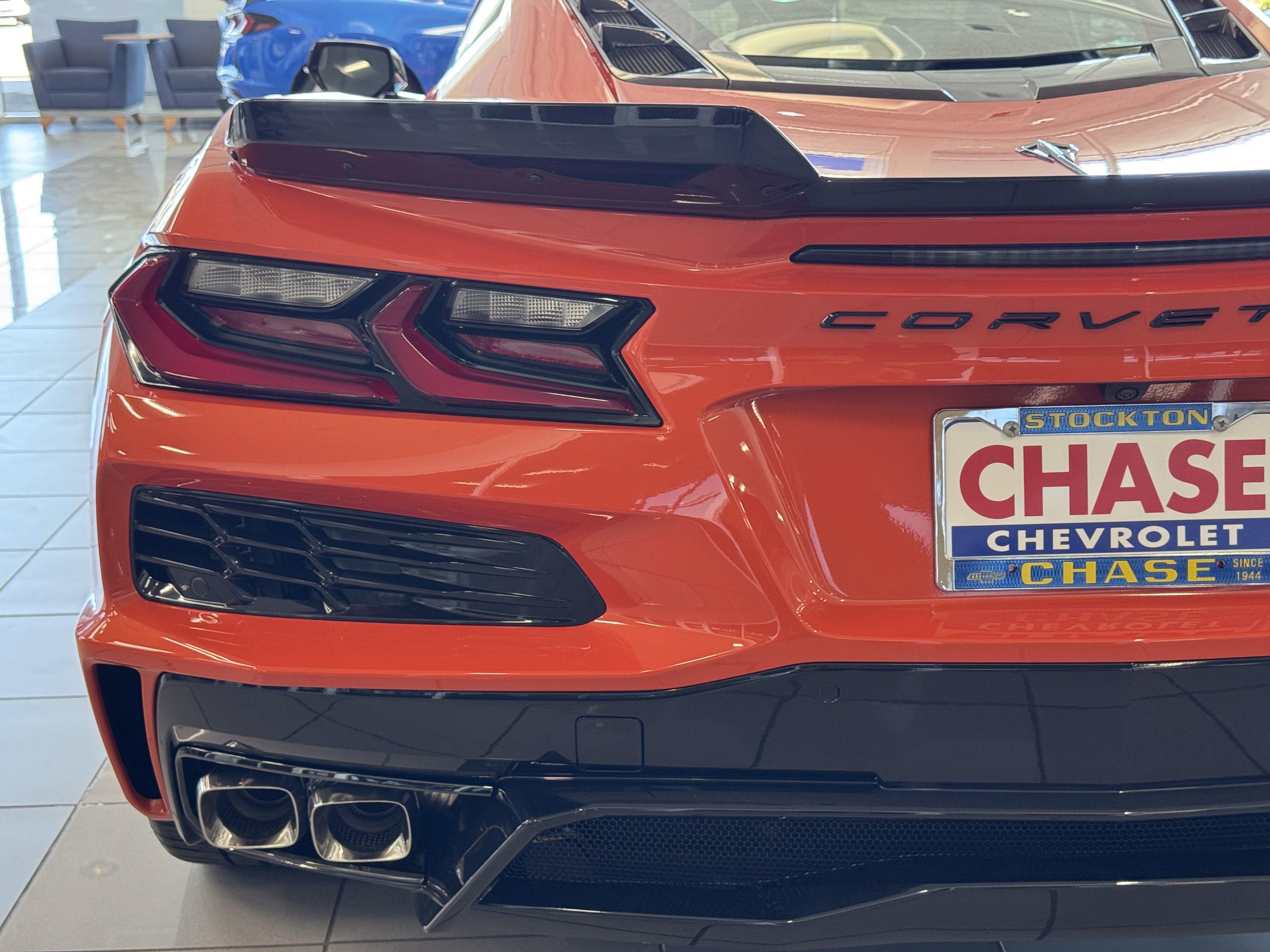 2025 Chevrolet Corvette E-Ray 1LZ photo 3