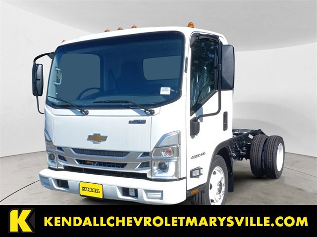 2025 Chevrolet Low Cab Forward Base's photo