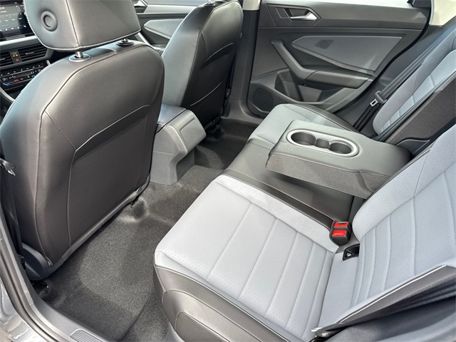 2025 Volkswagen Jetta 1.5T SE photo 19