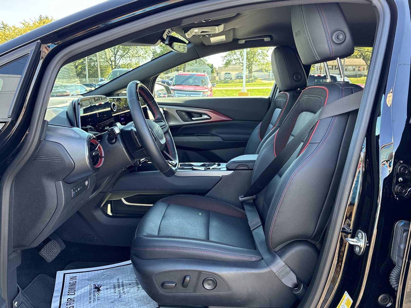2024 Chevrolet Equinox EV 3RS photo 18