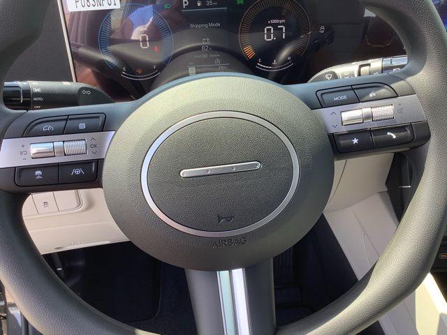 2025 Hyundai Tucson SE photo 28