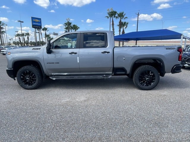 2026 Chevrolet Silverado 2500HD LT photo 4