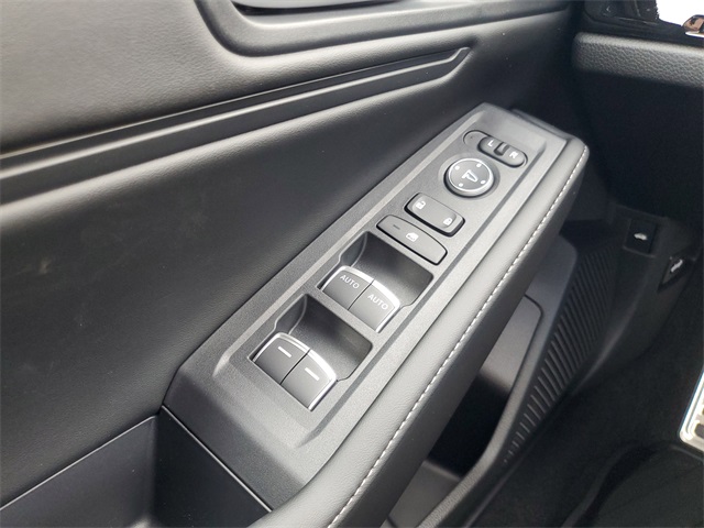 2025 Honda Accord Hybrid Sport-L photo 28
