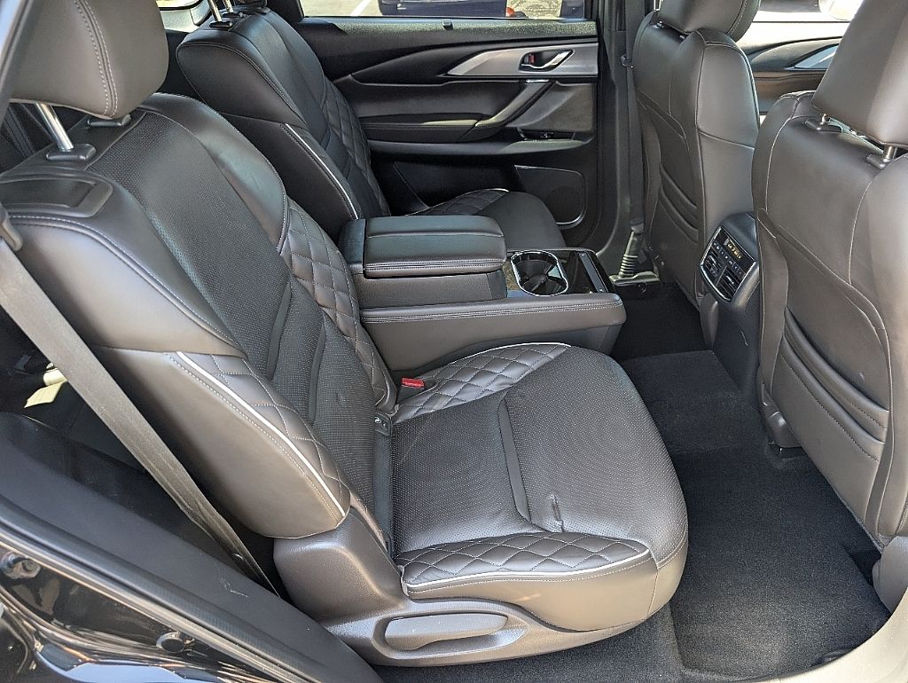 2023 Mazda CX-9 Signature photo 14