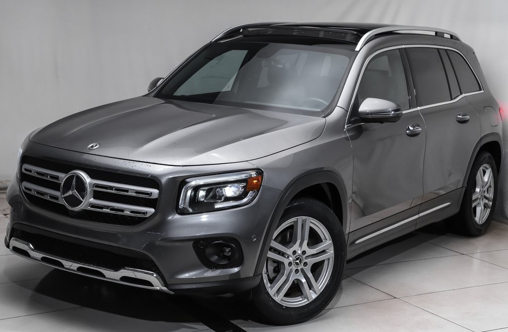 2022 Mercedes-Benz GLB Base's photo