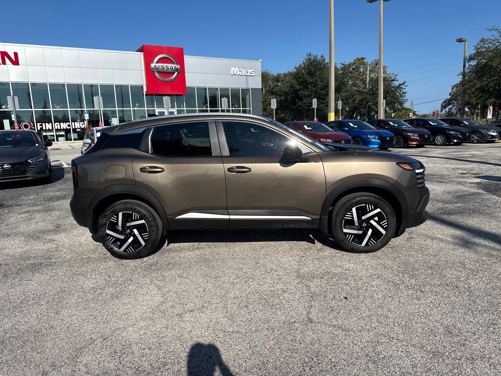 2026 Nissan Kicks SV photo 4
