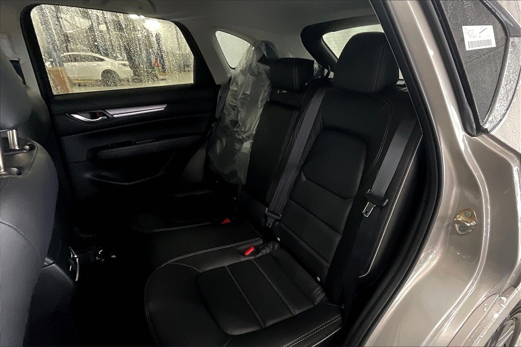 2025 MAZDA CX-5 - Image 9