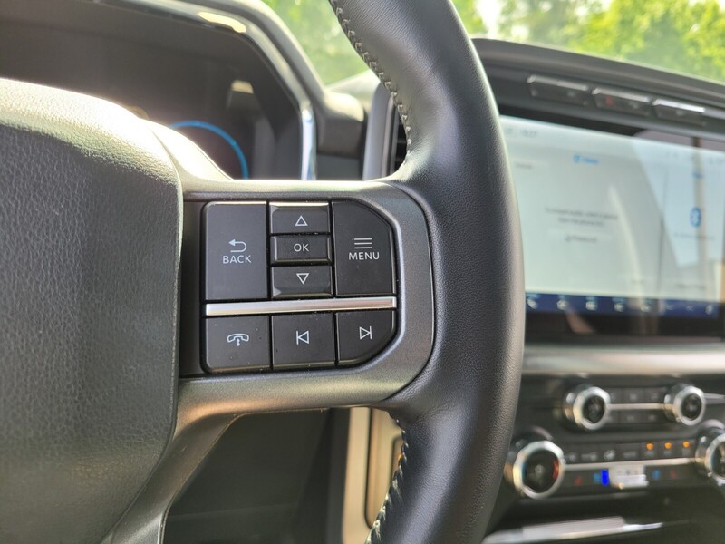 2022 Ford F-150 Lariat photo 20