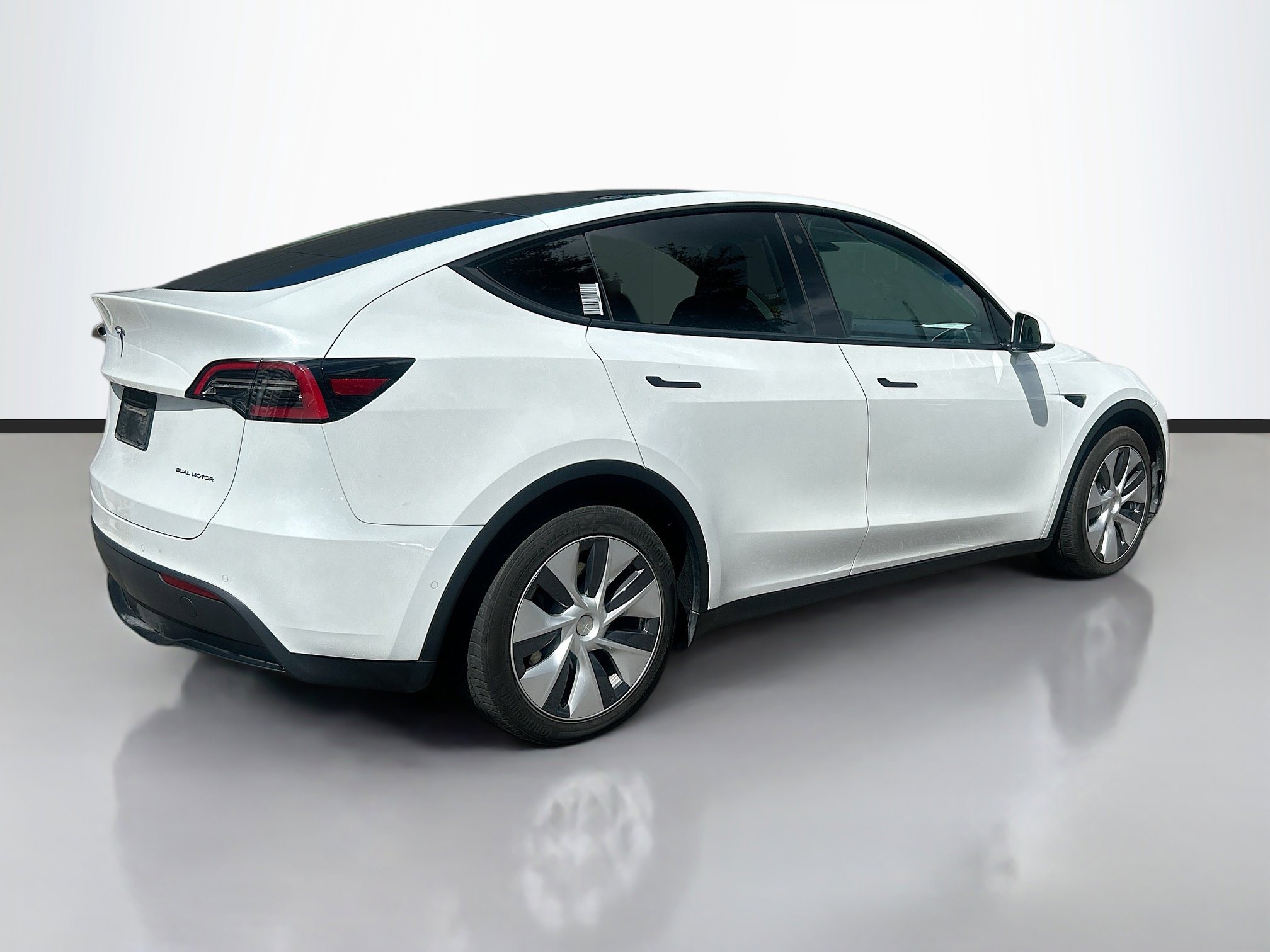 2022 Tesla Model Y Long Range photo 4