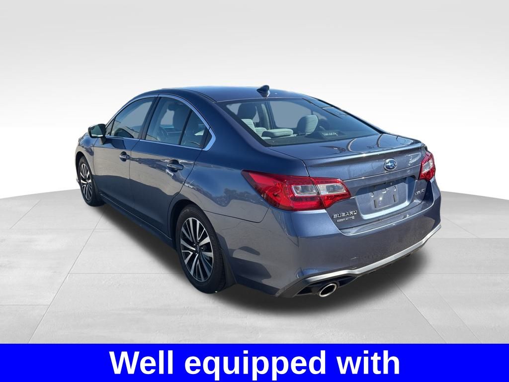 2018 Subaru Legacy 2.5i Premium photo 3