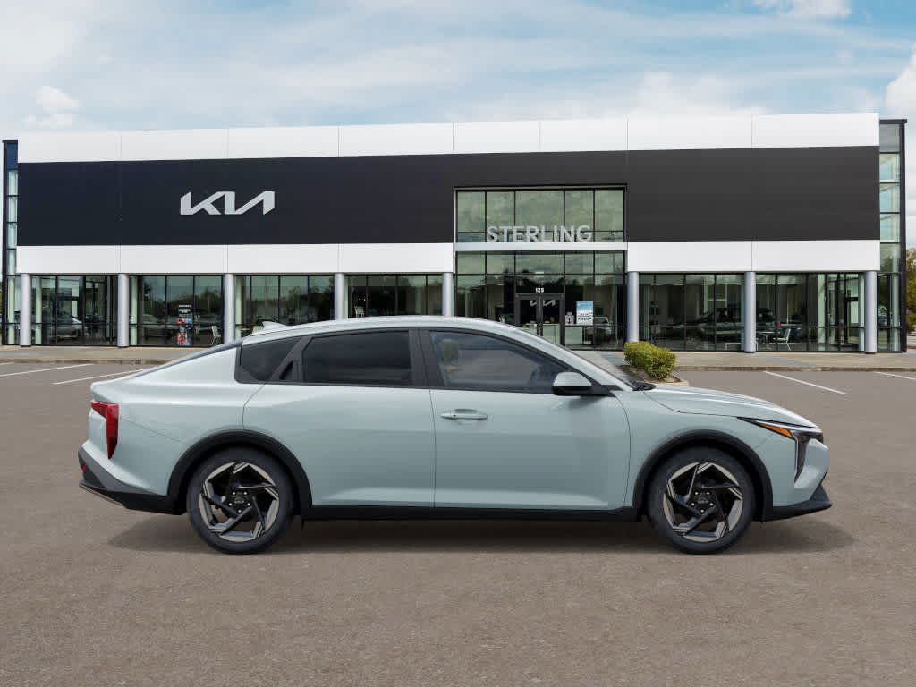 2025 Kia K4 EX photo 7