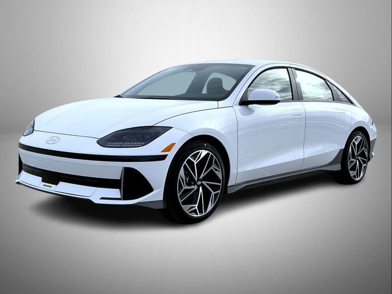 2025 Hyundai Ioniq 6 SEL's photo