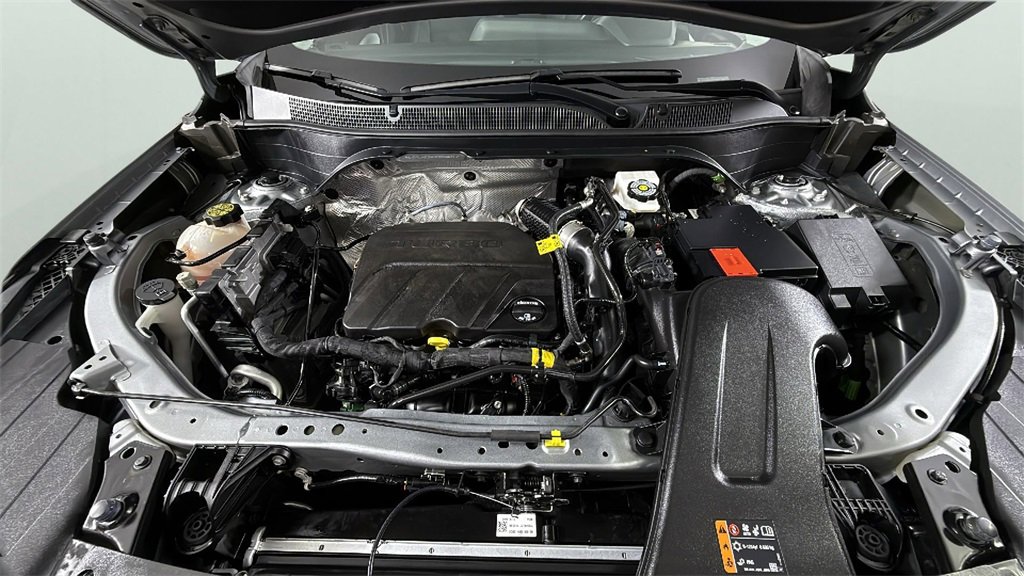 2024 Chevrolet Trax LT photo 30