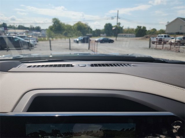 2025 Chevrolet Silverado 3500HD LTZ photo 26