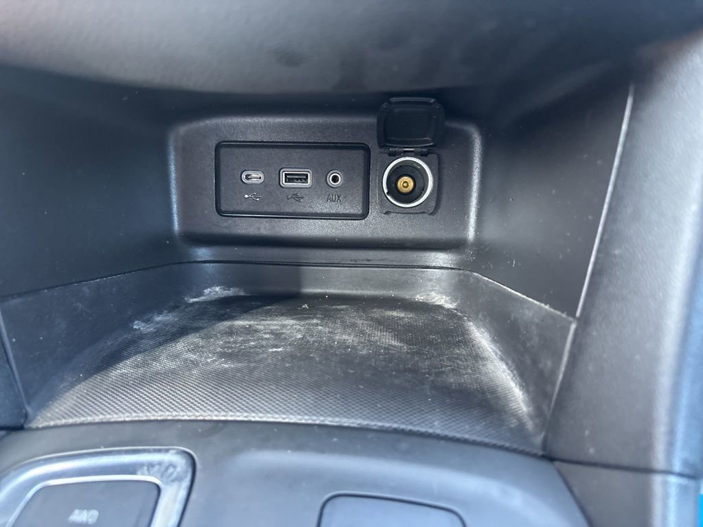 2023 Chevrolet Equinox LT photo 28