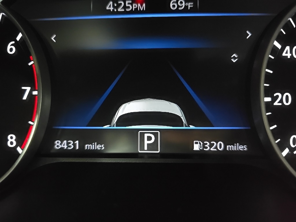 2021 Nissan Sentra SR photo 21