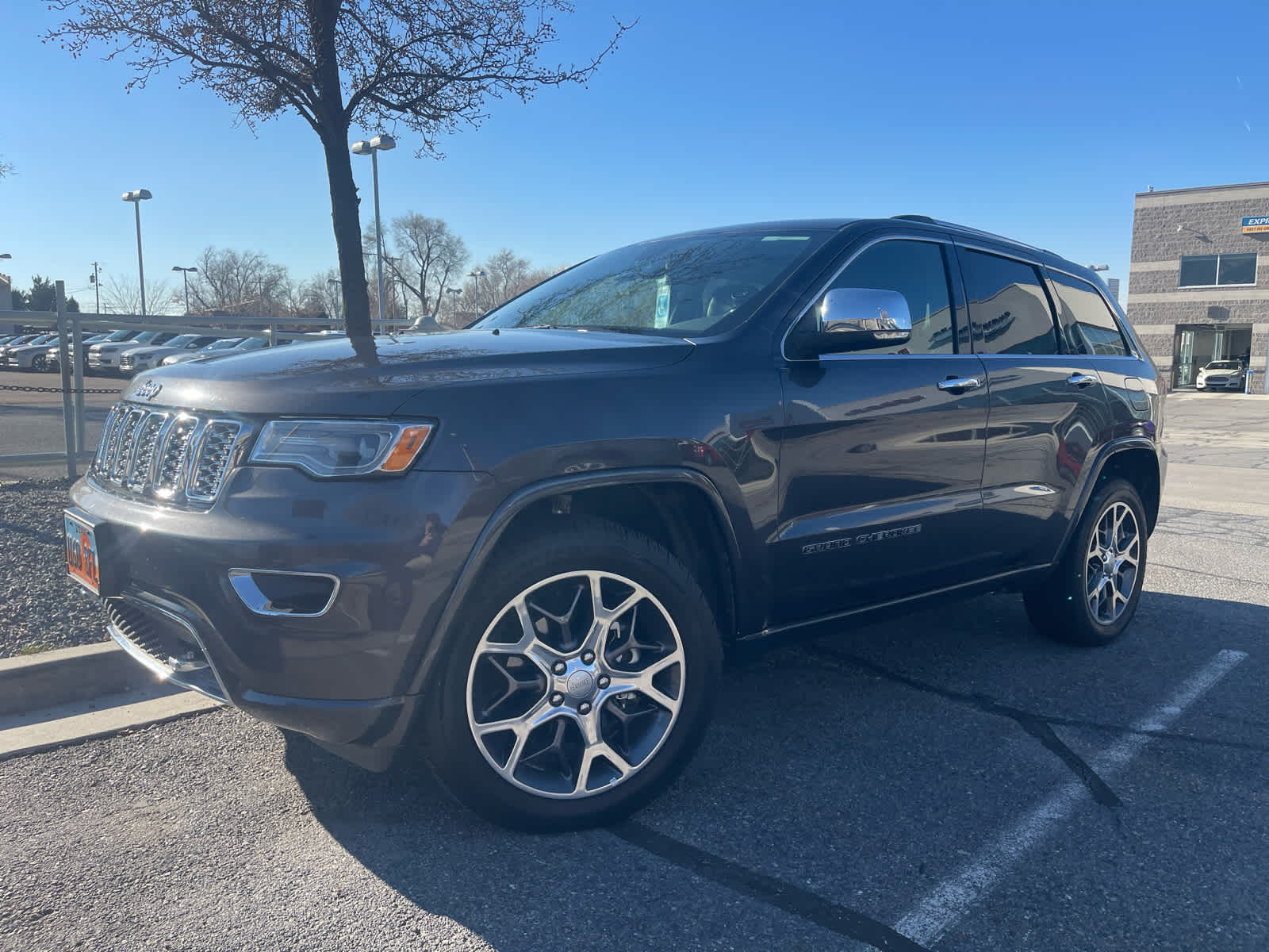 2020 Jeep Grand Cherokee Overland's photo
