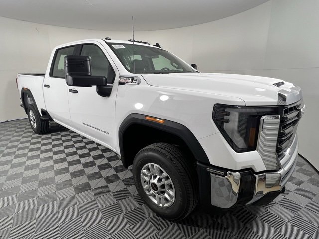 2026 GMC Sierra 2500HD Pro's photo