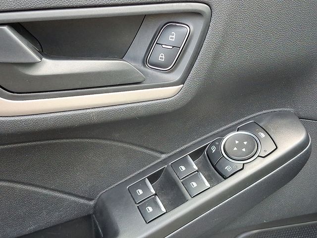 2022 Ford Escape SE photo 13