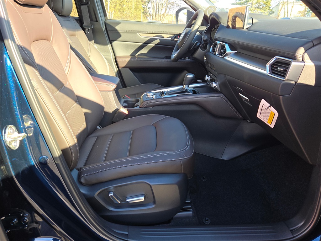 2025 Mazda CX-5 2.5 Turbo Signature photo 4