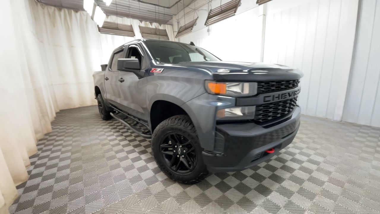2021 Chevrolet Silverado 1500 Custom Trail Boss photo 2