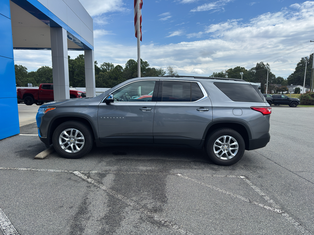 2019 Chevrolet Traverse Cloth photo 2