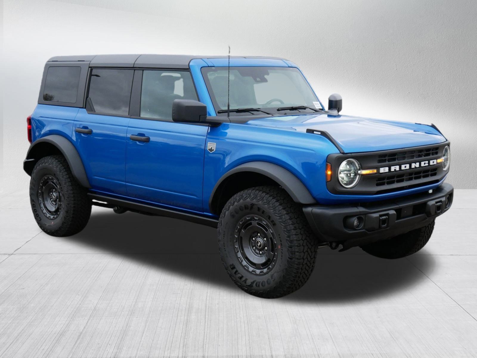 2025 Ford Bronco 4-Door Big Bend's photo
