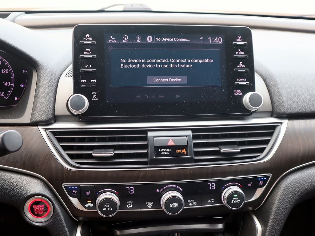 2020 Honda Accord Touring photo 18