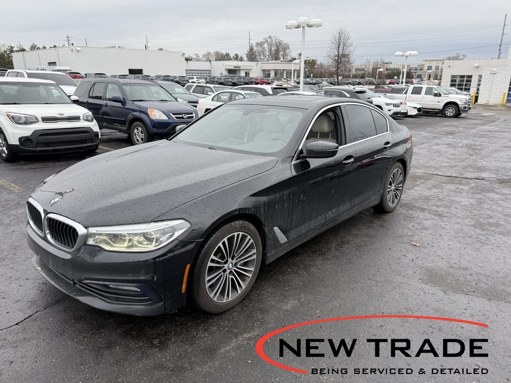 2017 BMW 5 Series 540i's photo