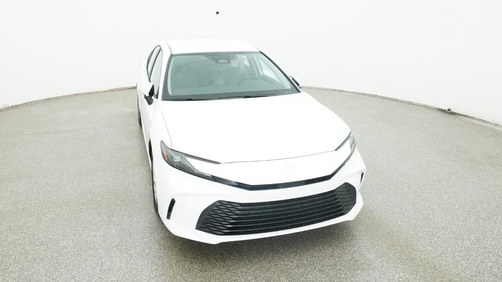 2025 Toyota Camry LE photo 31